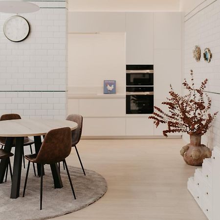 Blue Bird Residence Suite Moriaan Anversa Esterno foto