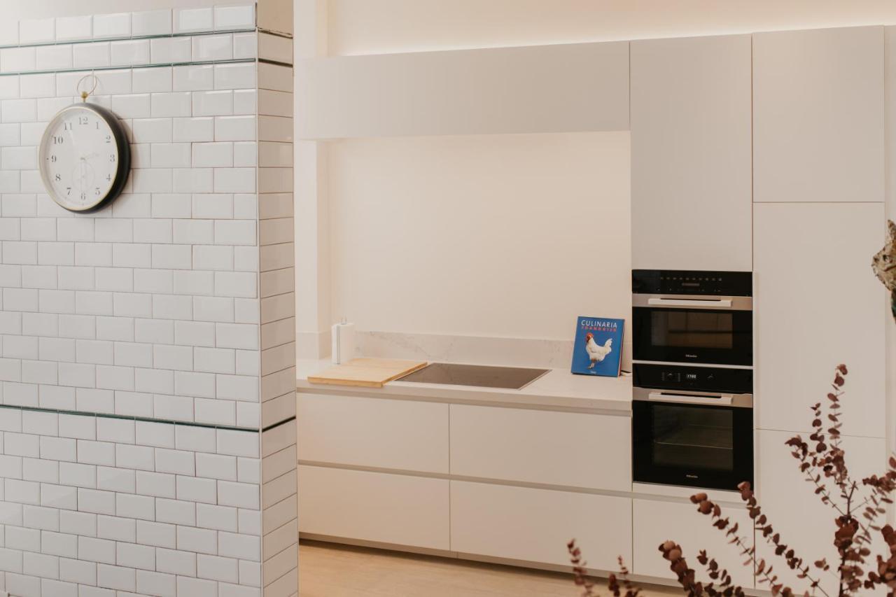 Blue Bird Residence Suite Moriaan Anversa Esterno foto