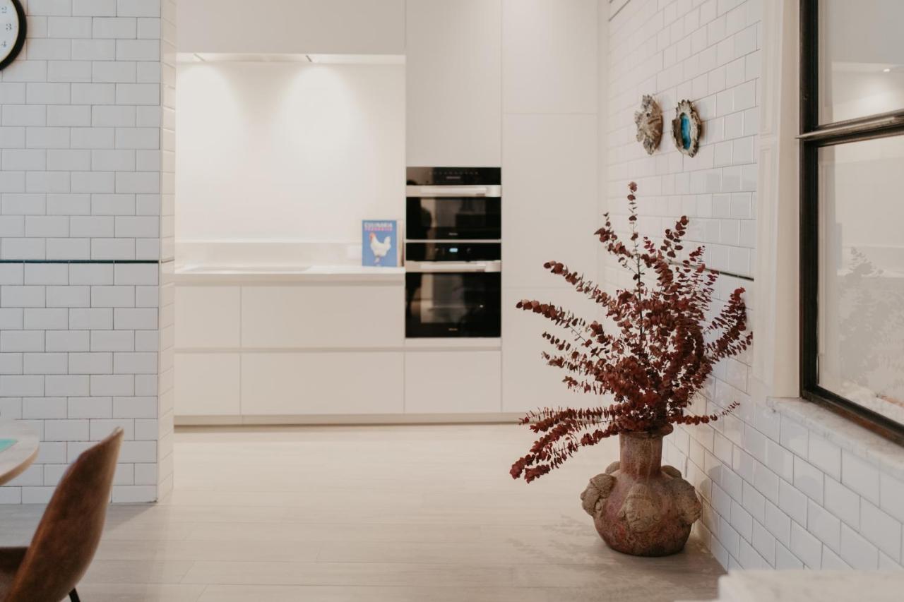 Blue Bird Residence Suite Moriaan Anversa Esterno foto