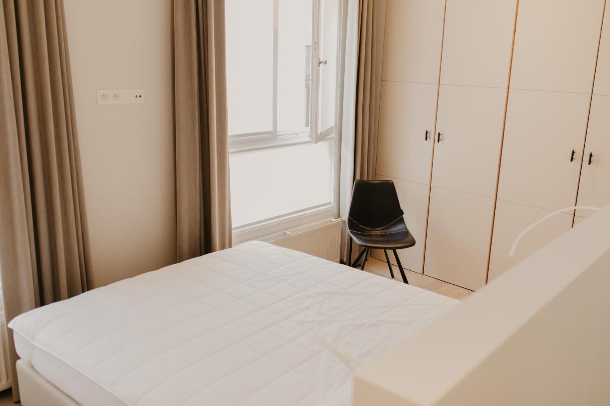 Blue Bird Residence Suite Moriaan Anversa Esterno foto