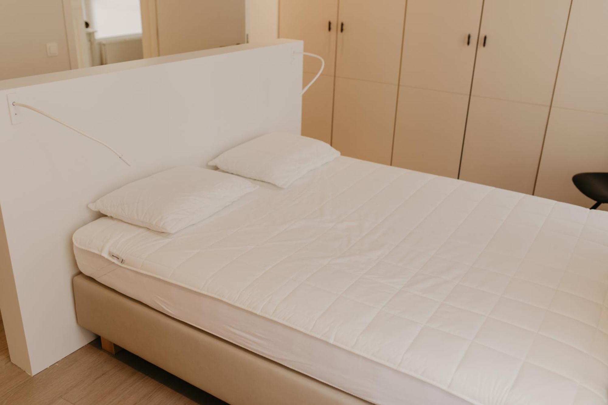 Blue Bird Residence Suite Moriaan Anversa Esterno foto