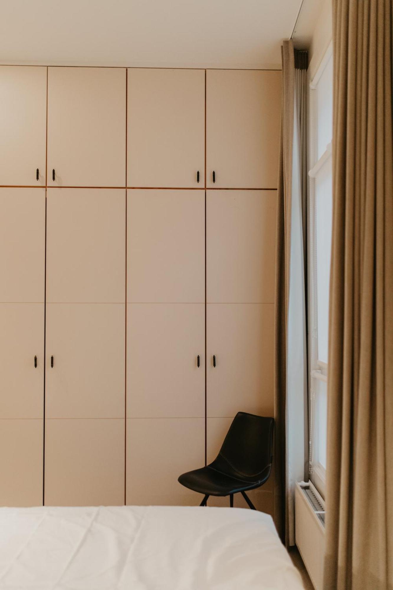 Blue Bird Residence Suite Moriaan Anversa Esterno foto