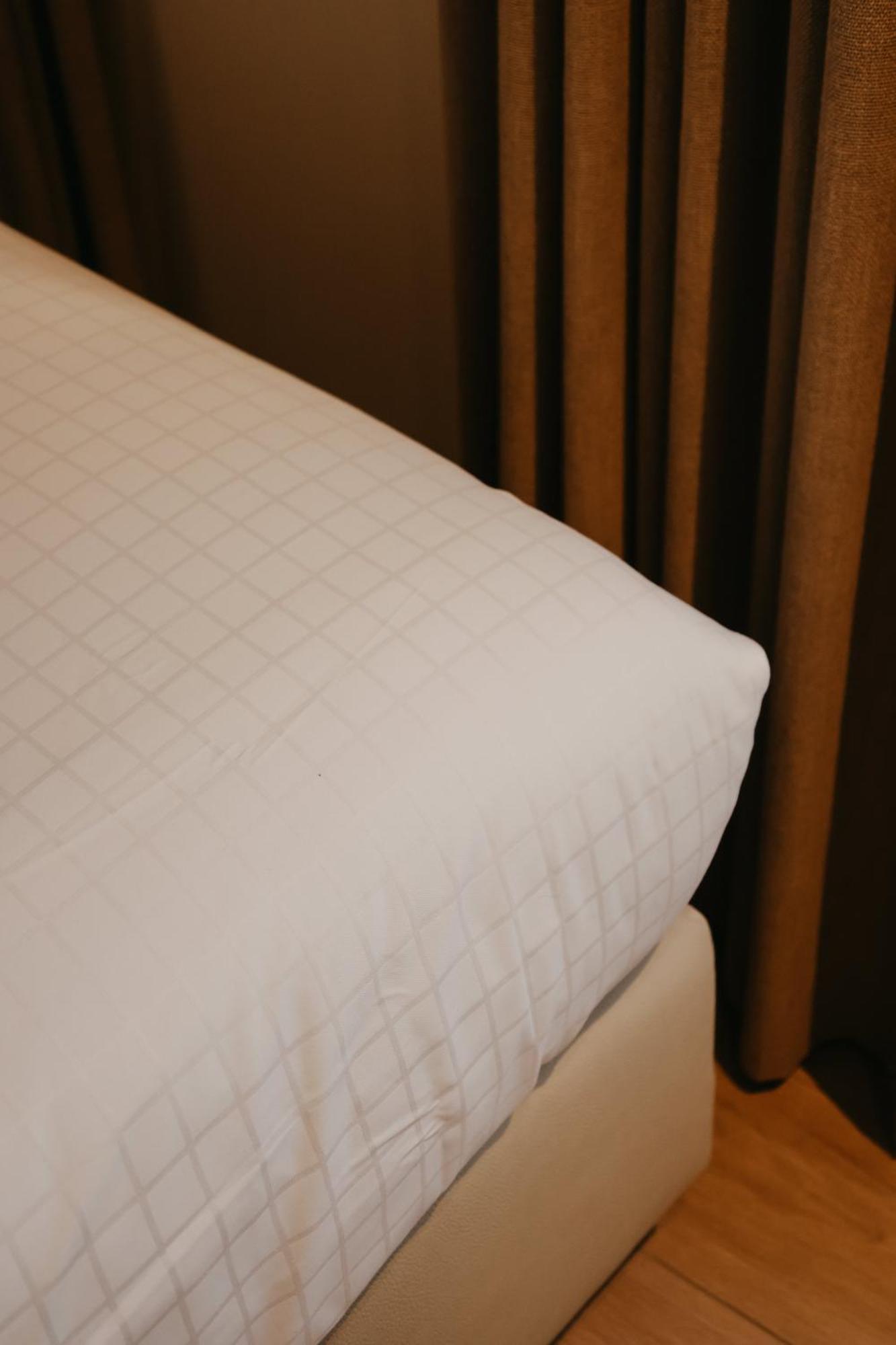 Blue Bird Residence Suite Moriaan Anversa Esterno foto